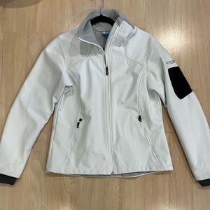 Columbia Women's Medium White Softshell Jacket